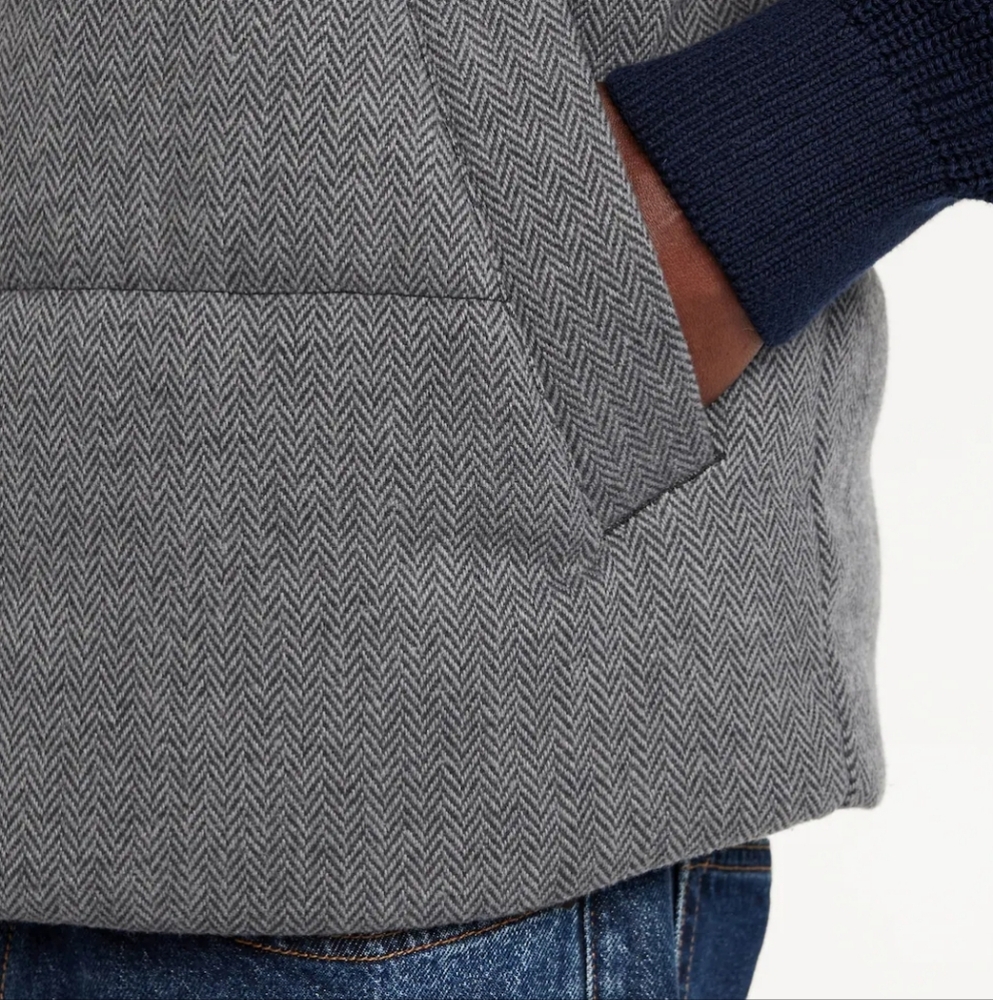 NWT: Men's Old Navy Frost Free Vest - Large - Picture 10 of 12